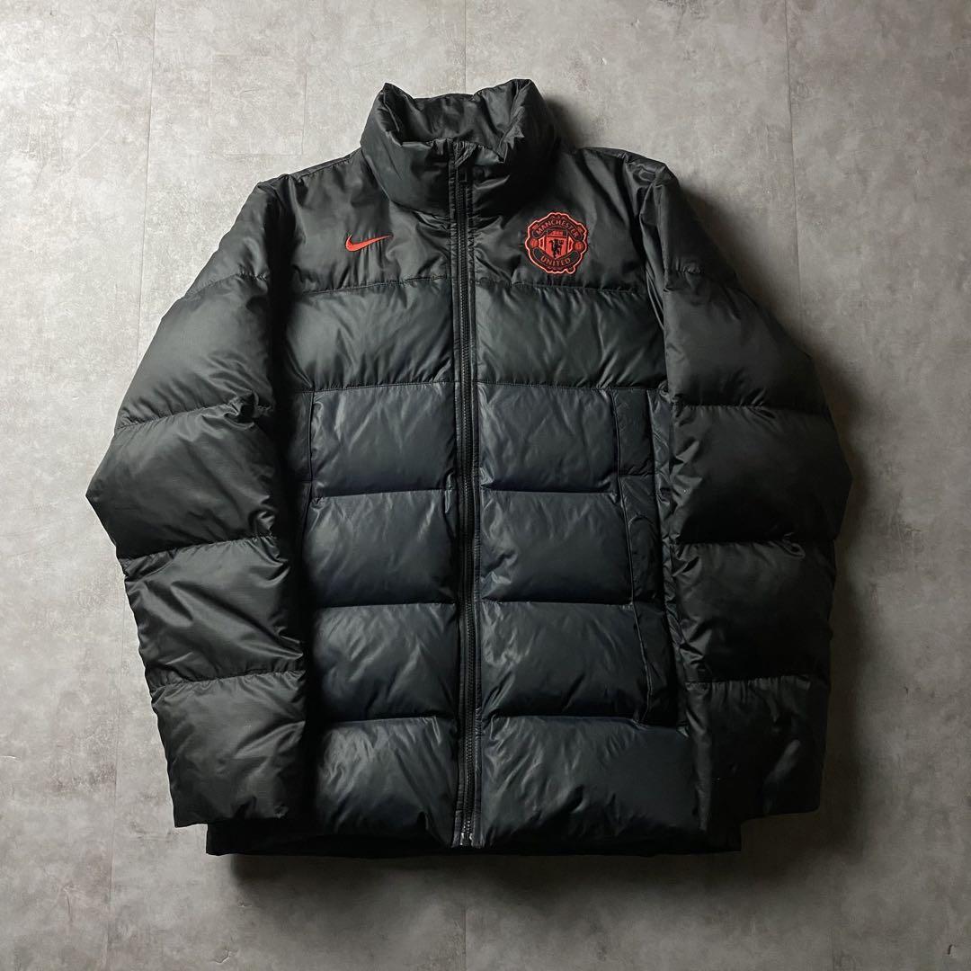 【入手困難】NIKE Manchester United ダウンジャケット 黒赤