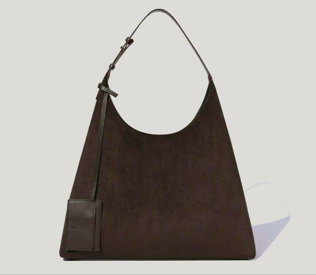 OVHEE Flume Suede Hobo Bag - メルカリ