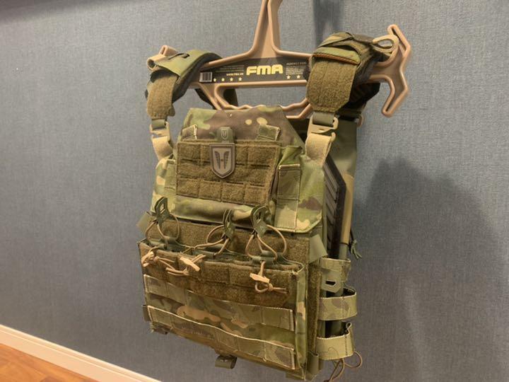 HUSAR NOBLE プレートキャリア ポーチ