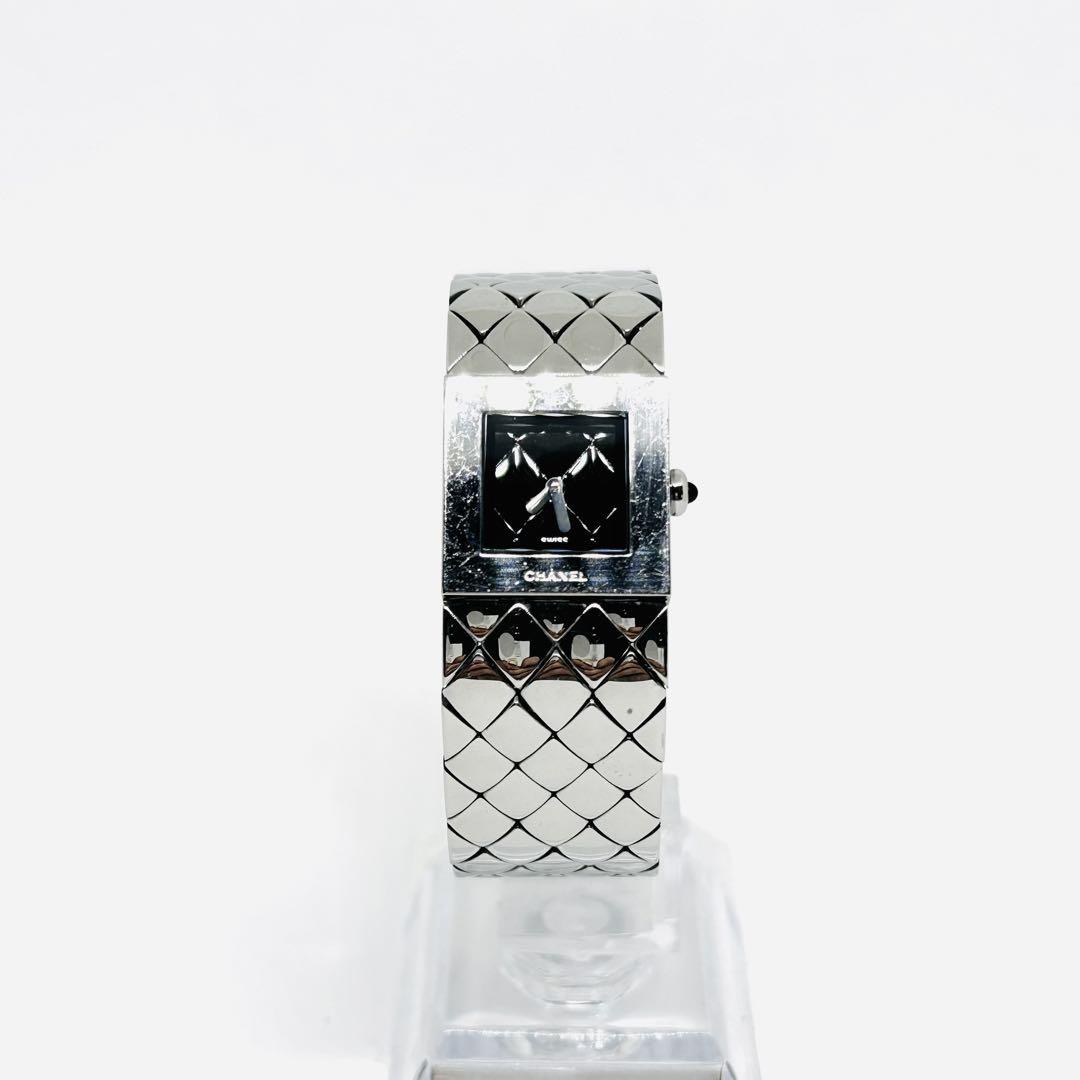 極美品 実働 CHANEL シャネル マトラッセ 腕時計 レディース シルバー 極美品 実働 CHANEL シャネル マトラッセ 腕時計 レディース