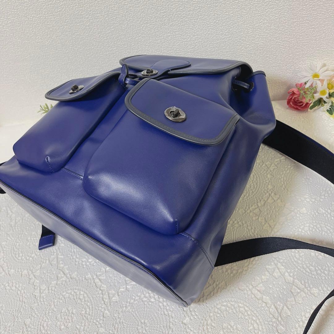 美品★COACH コーチ リュックサック バックパック A4 チャーム 男女兼用
