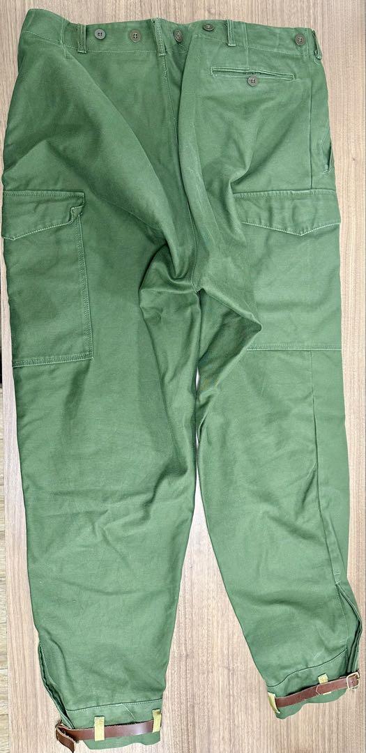 実物 USED スウェーデン軍 M-59 カーゴパンツ　本革ストラップ付