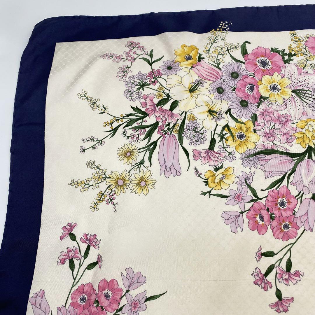Christian Dior クリスチャンディオール スカーフ タグ有り