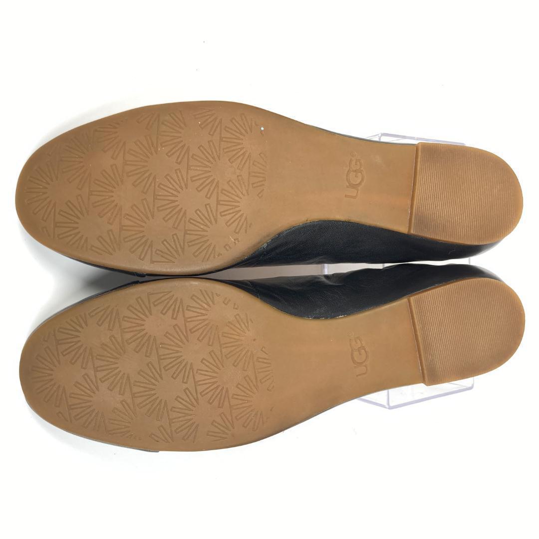 稀少・美品　UGG　アグ　ラウンドトゥスタッズレザーフラットシューズ　ストーン