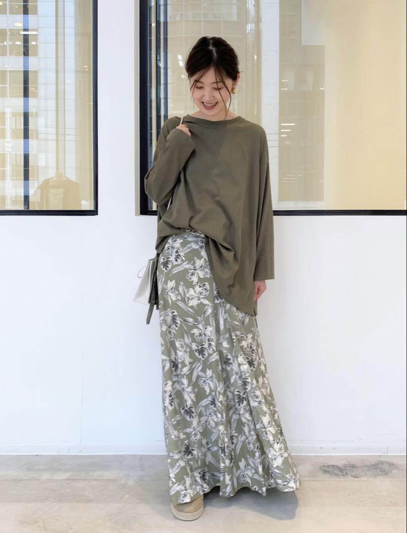 花柄　カシュクールワンピース　アパルトモン