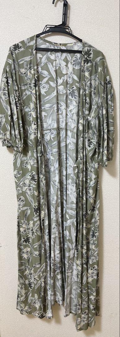 花柄　カシュクールワンピース　アパルトモン