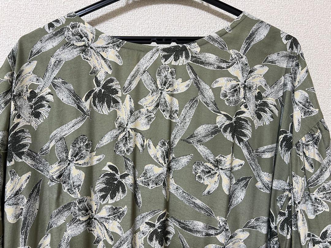 花柄　カシュクールワンピース　アパルトモン