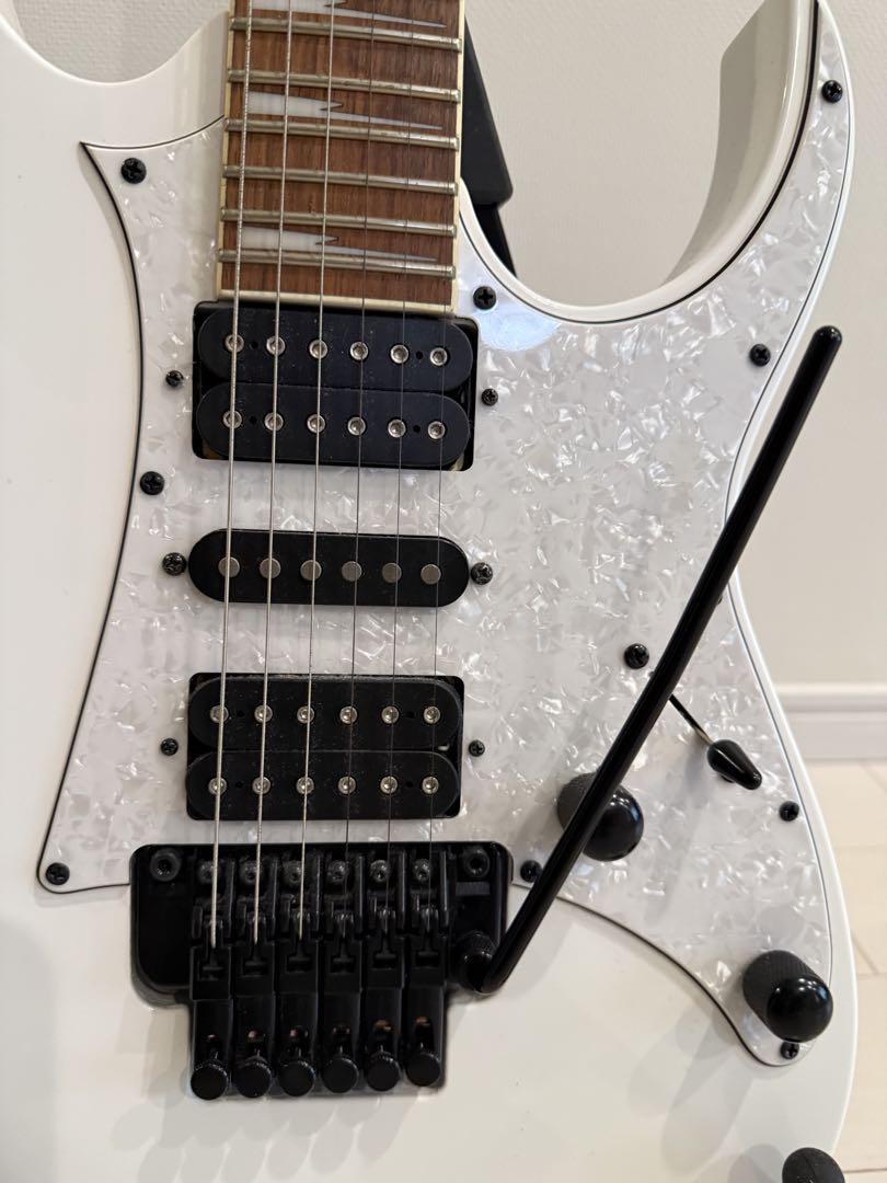 Ibanez RG350DXZ ホワイトエレキギター