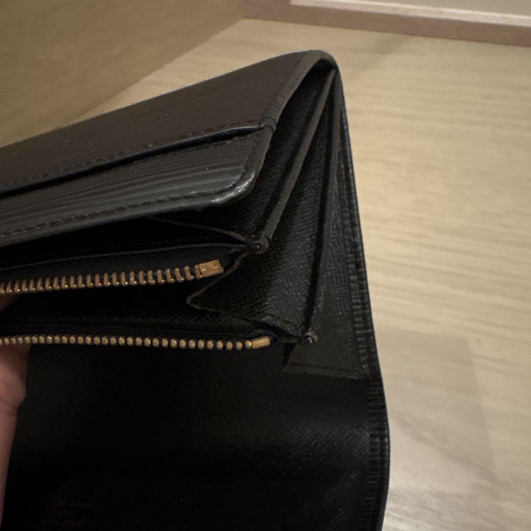 ルイ・ヴィトン（Louis Vuitton）長財布 エピ 黒