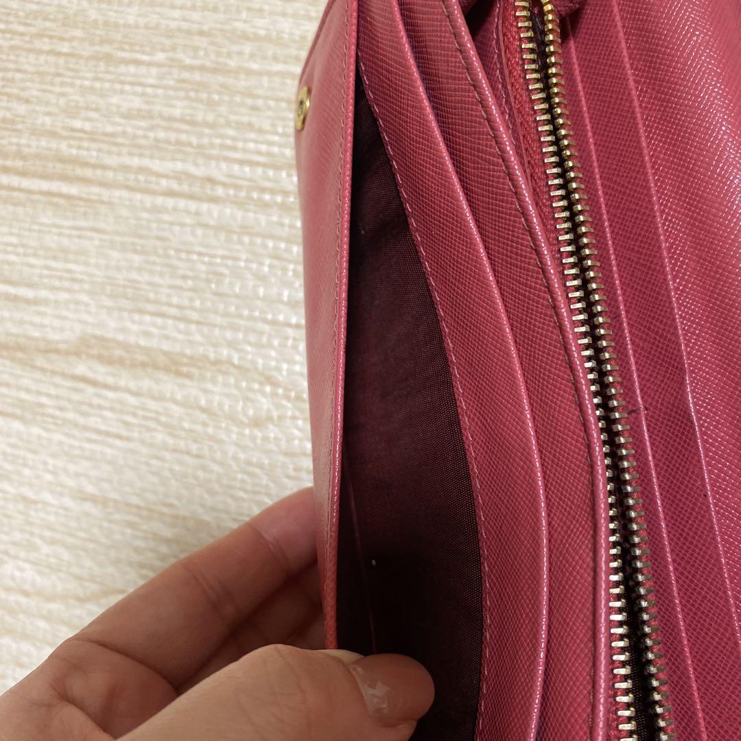 PRADA 長財布 ピンク リボン付き