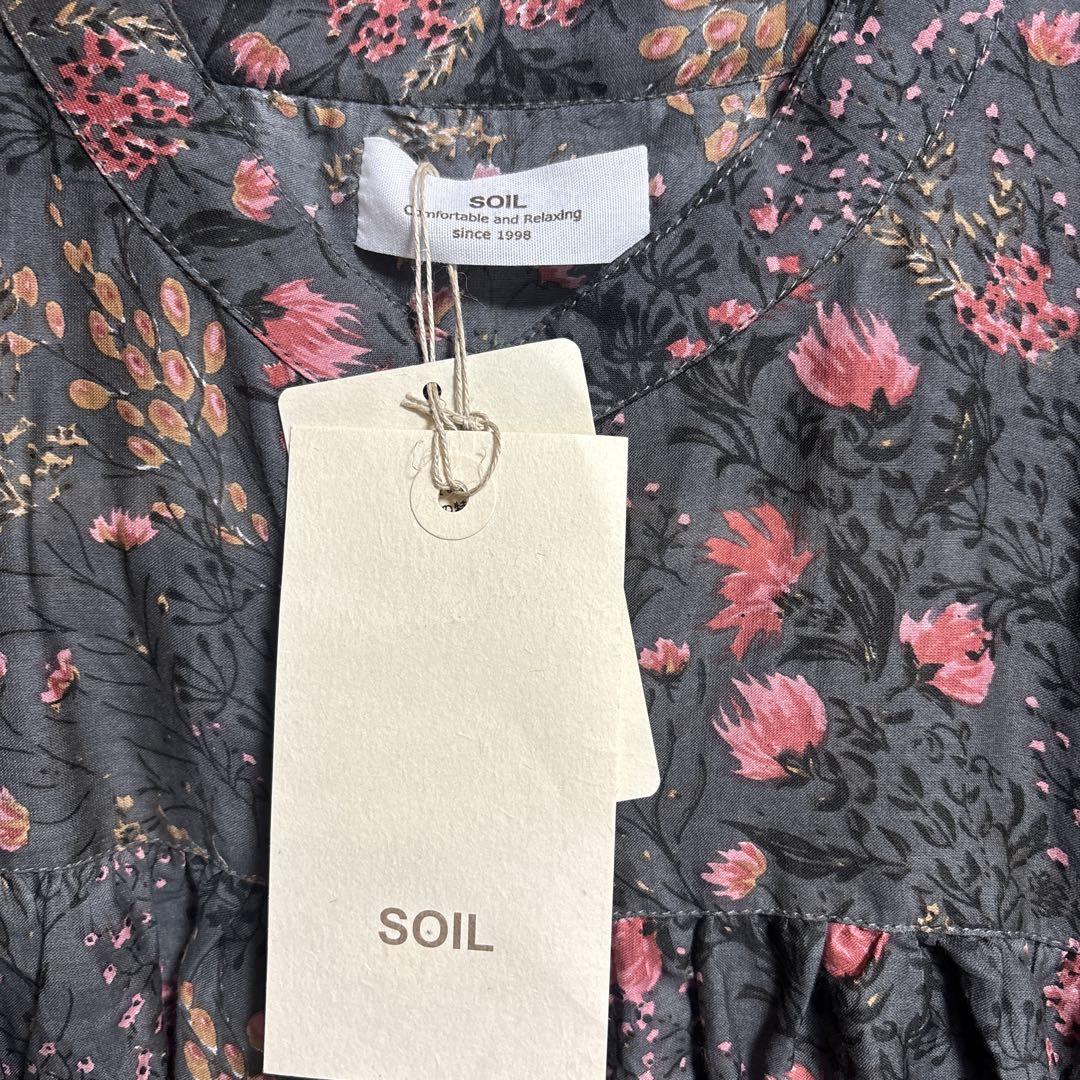 芸能人愛用のルームウェア SOIL メルカリ - ブラウス 花柄半袖 新品未使用 トップス