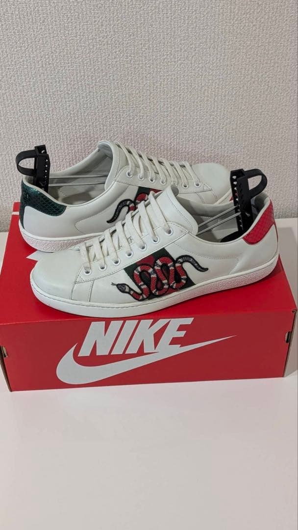 GUCCI (グッチ) スニーカー　美品