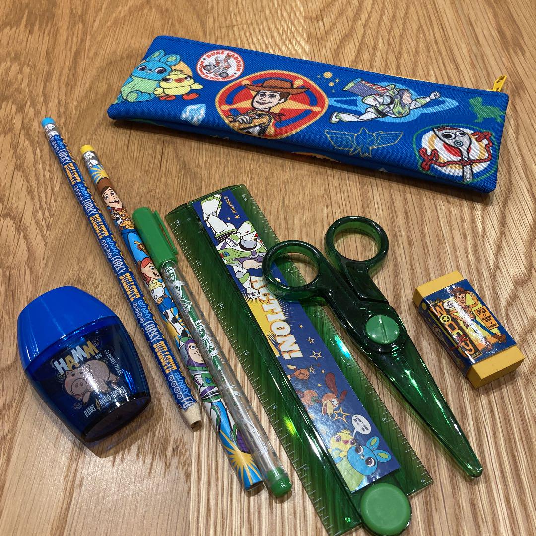 ディズニートイストーリーキャラクター文房具 メルカリ ディズニートイストーリーキャラクター文房具 メルカリ