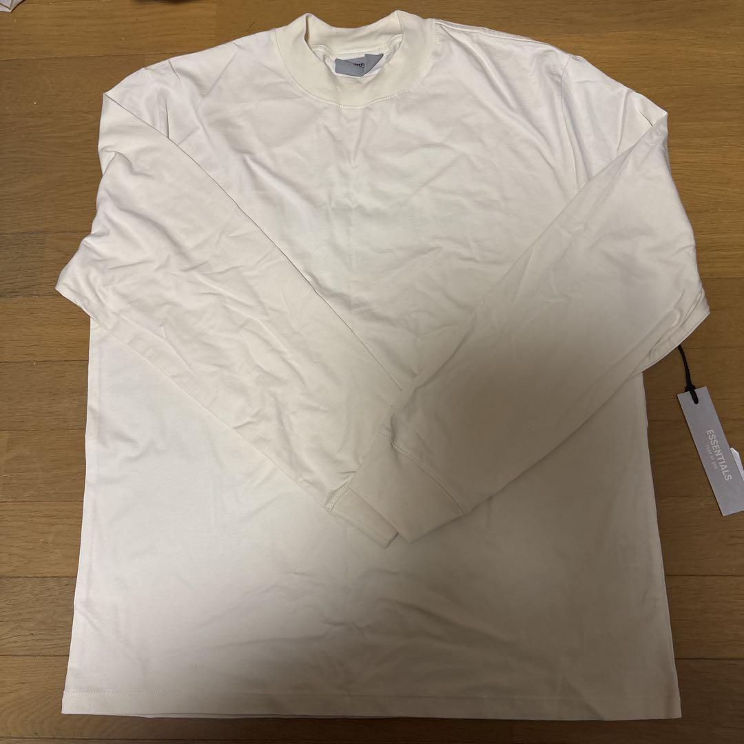 エッセンシャルズ　ロンT