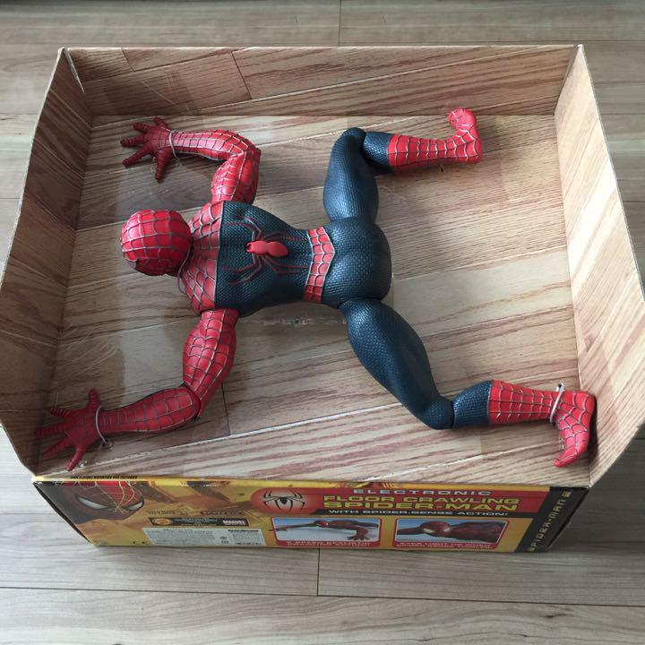 スパイダーマン フィギュア
