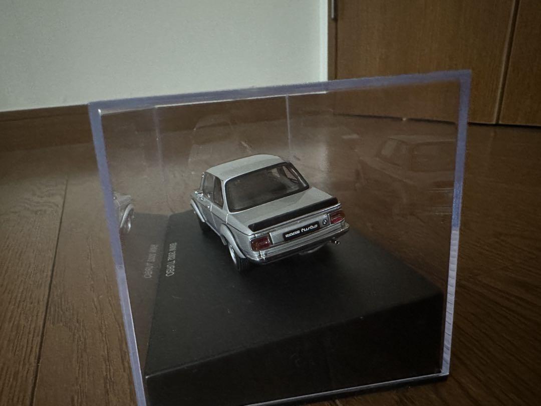 BMW 2002 Turbo ミニカー 1/43 スケール