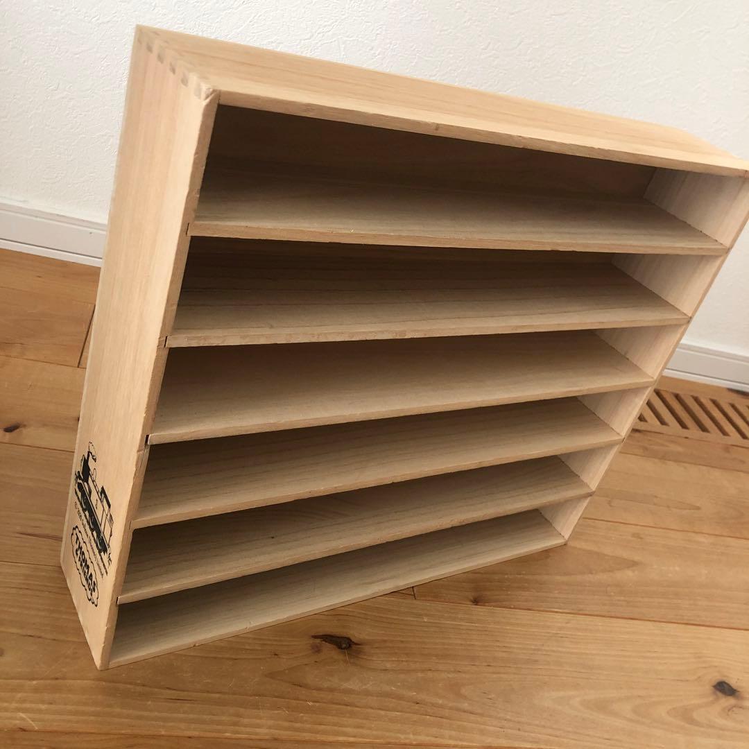 THOMAS & FRIENDS 木製ラック 6段