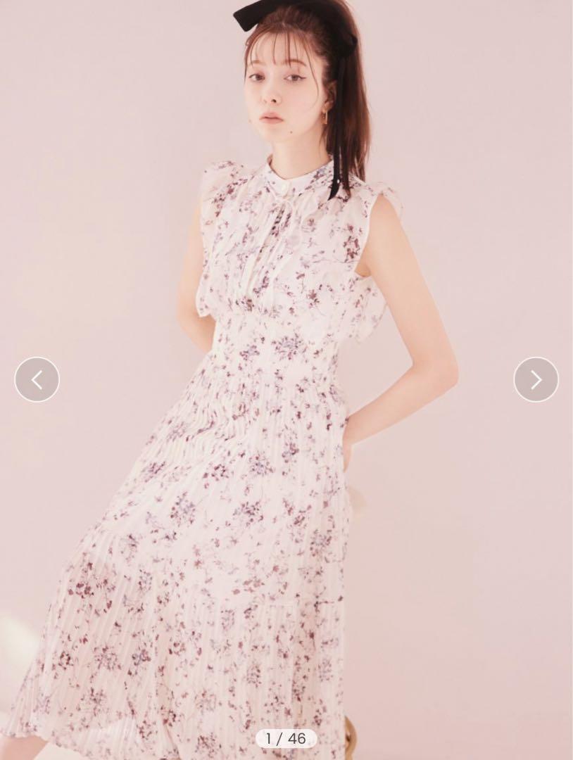 美品❤️SNIDELスナイデルSustainableフリルプリントワンピース