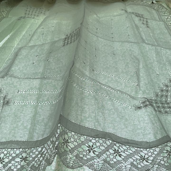 アンティークレース　シルクオーガンジー　ドローンワークのクロス 【YWU2965492344】(17160円)