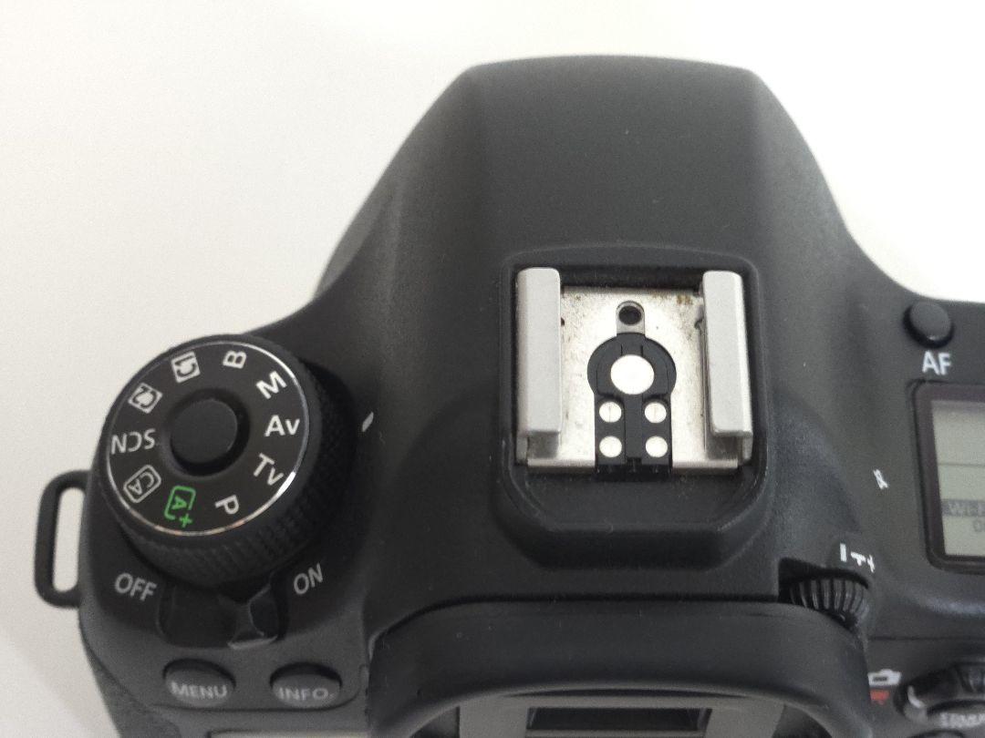 【美品】Canon EOS 6D 本体、 バッテリーグリップ、 付属品