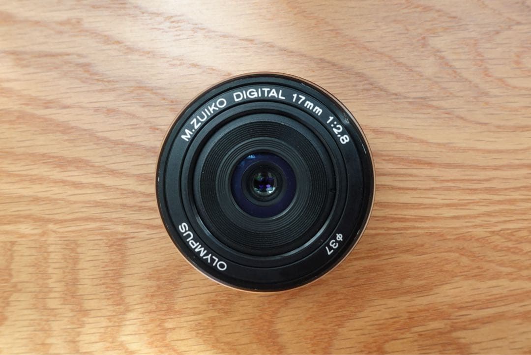 OLYMPUS M.ZUIKO DIGITAL 17mm F2.8