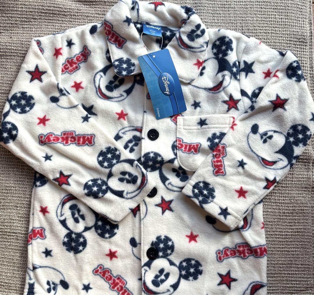 新品　ディズニー　UNIQLO ミッキーマウス　長袖パジャマ　フリース　110