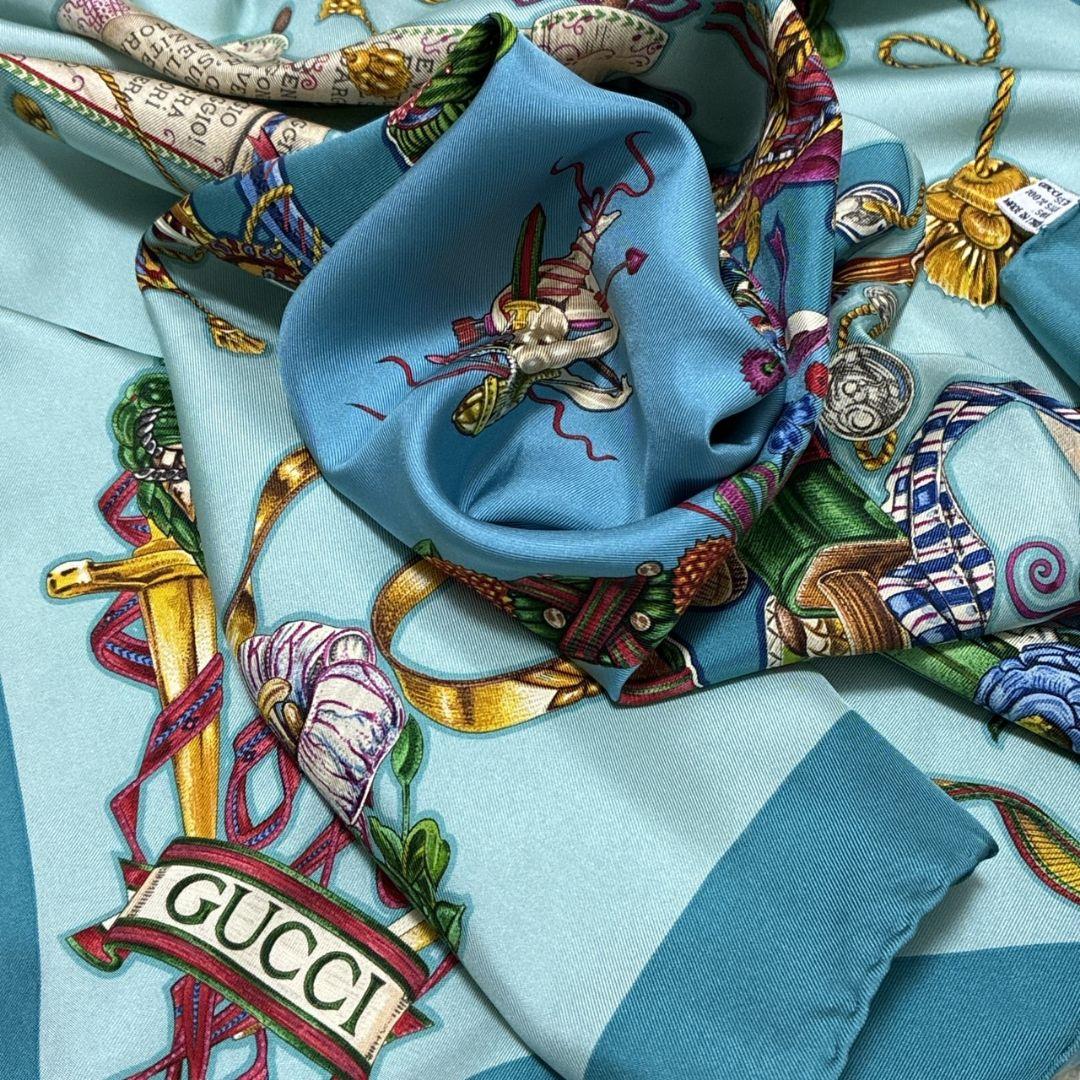 美品✨GUCCI グッチ シルク イタリア 花柄 ロゴ 大判スカーフ ストール