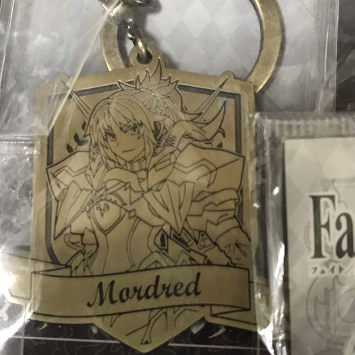 キャラクタ Fate メタルキーホルダー VY27w-m39605303939 キャメロット らくらくメ