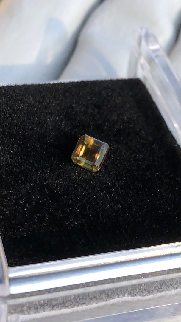 クロムスフェーン ルース 0.90ct パキスタン産