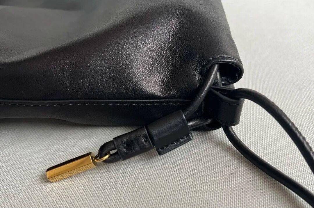 THE ROW ショルダーバッグ ANGY レザー レディース