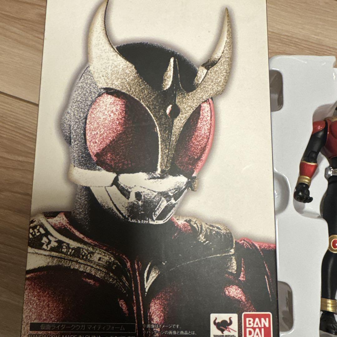 真骨彫　仮面ライダークウガ　マイティフォーム