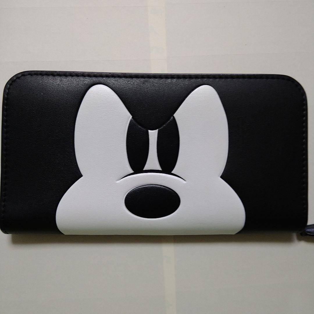 COACHディズニーミッキーマウス長財布(怒った顔) - メルカリ COACHディズニーミッキーマウス長財布(怒った顔) - メルカリ