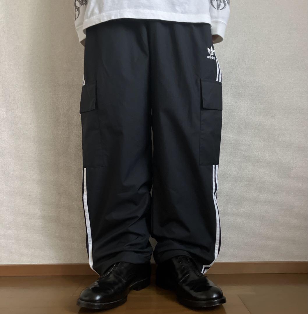 美品極太 adidas originals バギーナイロンカーゴパンツ 裾絞り付