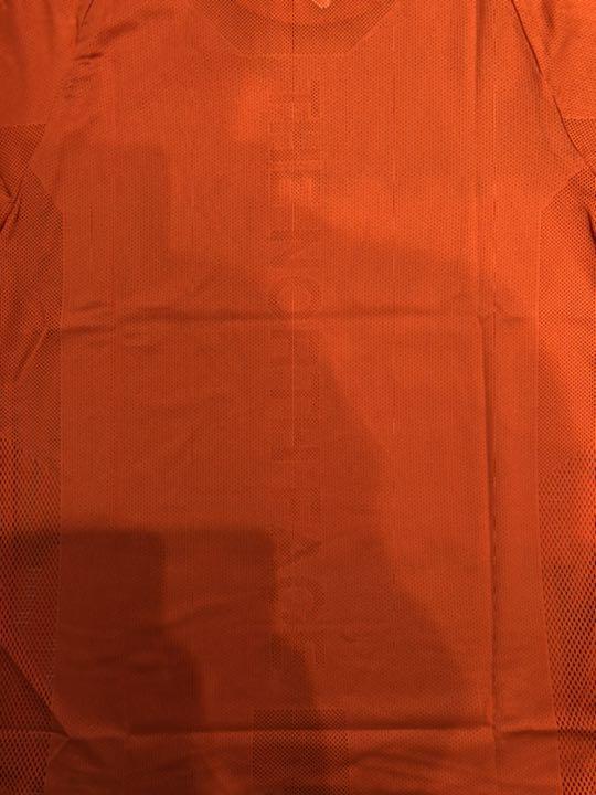 ノースフェイス Tシャツ　Mサイズ　　オレンジ　新品、タグ付き