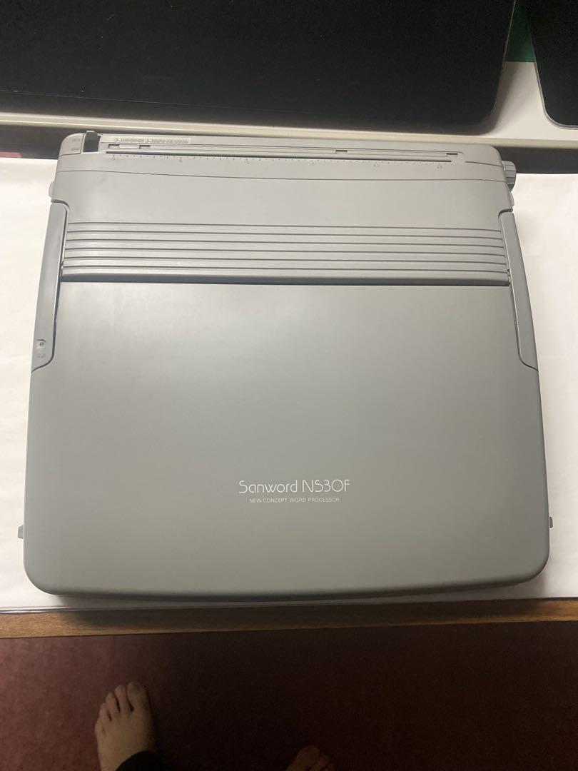 Sanyo Sanword NS30F 通電のみ確認済み　ジャンク ワープロ