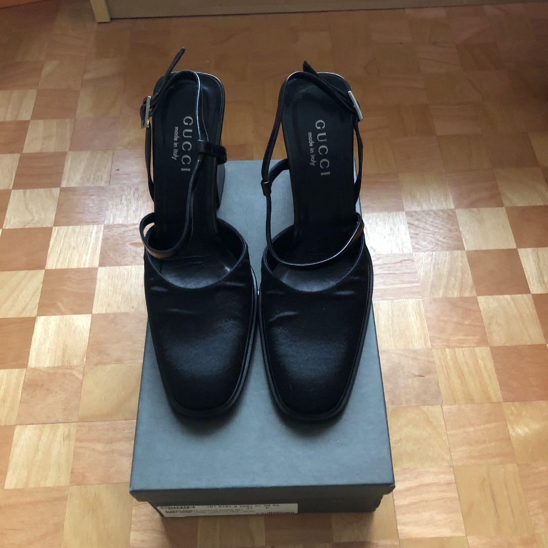 GUCCIパンプス