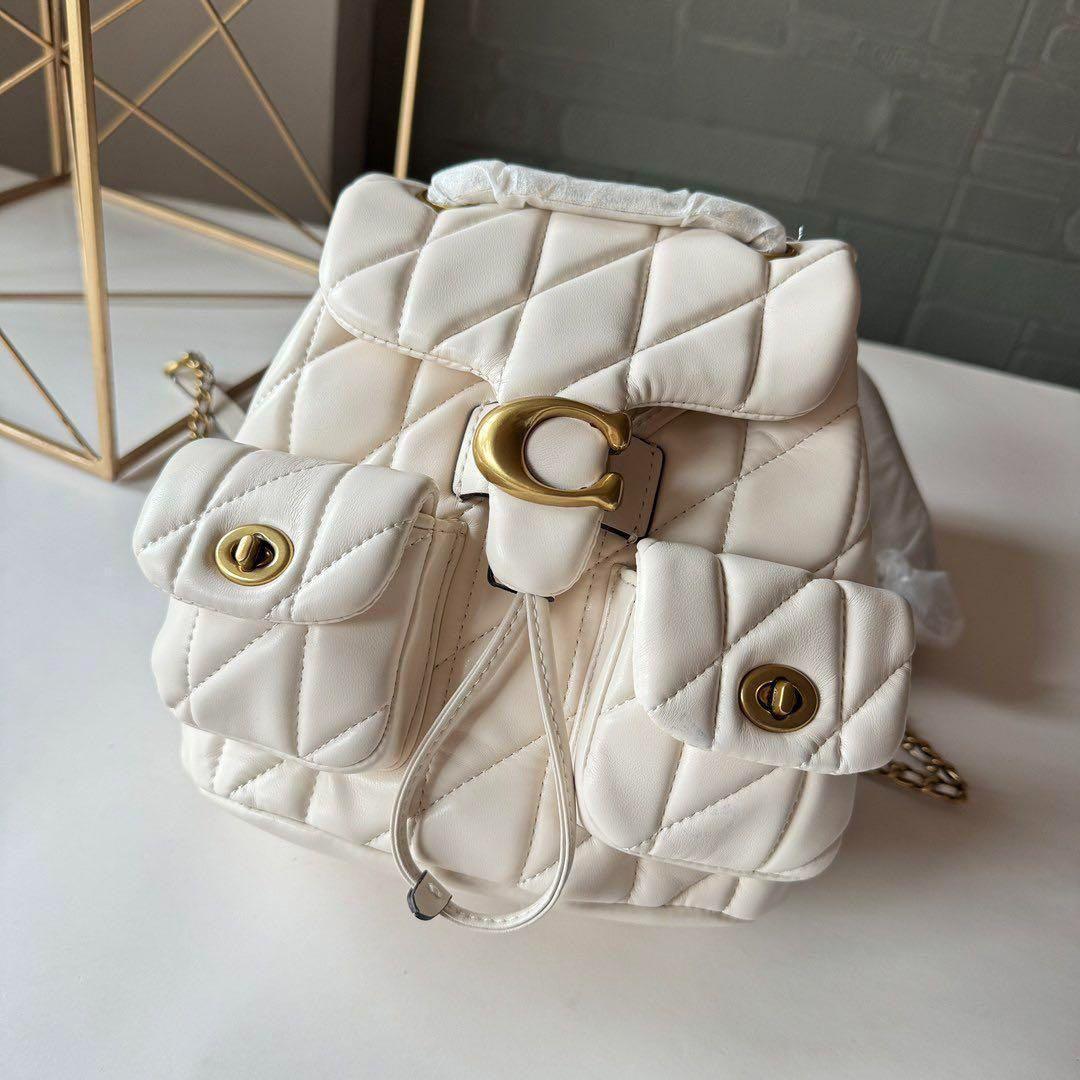 COACH タビー バックパック リュック キルティング 白