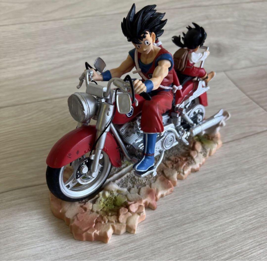 ⭐️超フォロー割　ドラゴンボール 悟空と悟飯 バイク フィギュア
