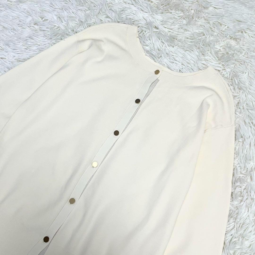 【美品】ベイジ BEIGE，JOSSEY カーディガン ラウンドネック 金ボタン 美品】ベイジ BEIGE，JOSSEY カーディガン ラウンドネック 金