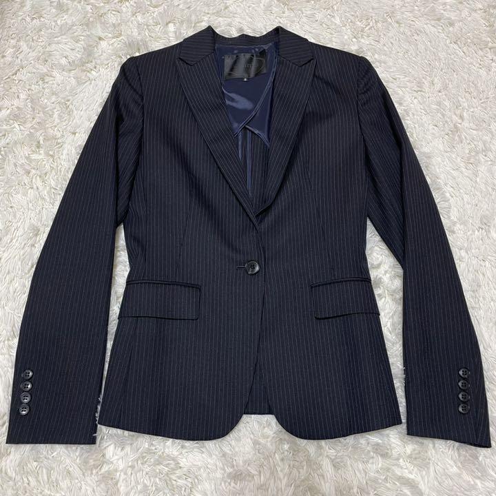 ませんので⒝ 極美品 黒 ストライプ シルク混 DiMLr-m39655333628 アンタイトル パンツスーツセットアップ カラーはブ