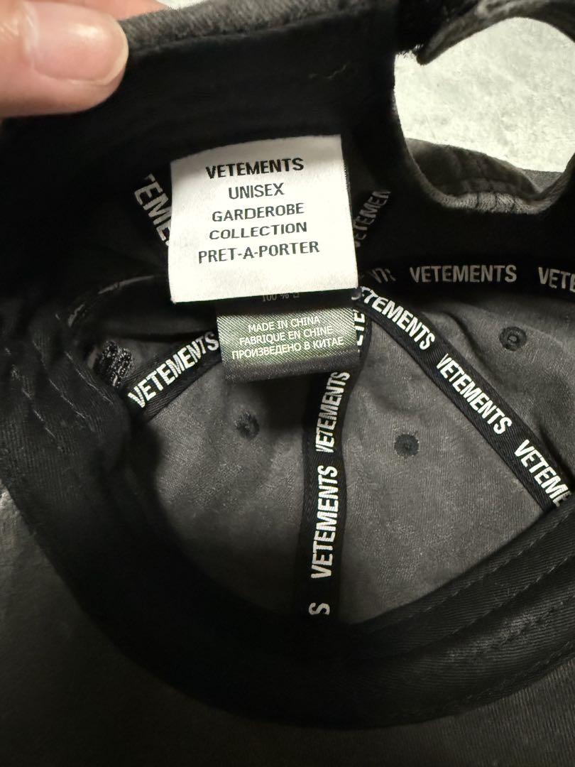 【最安値】VETEMENTS キャップ ロゴ