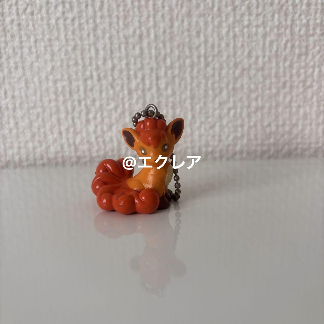 【廃盤】【レトロ】【当時物】ポケモン　モンコレ　ソフビ　キーホルダー等　32個 ゴローニャ キーホルダー ポケモン レトロ レア 昔 懐 希少 初期