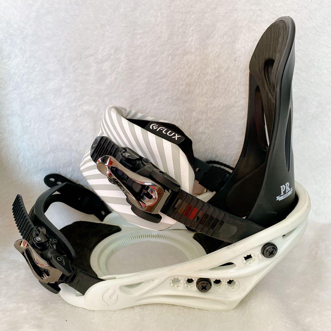 良品♡FLUX♡PR　フラックス　ビンディング　スノーボード　スノボー白Sサイズ