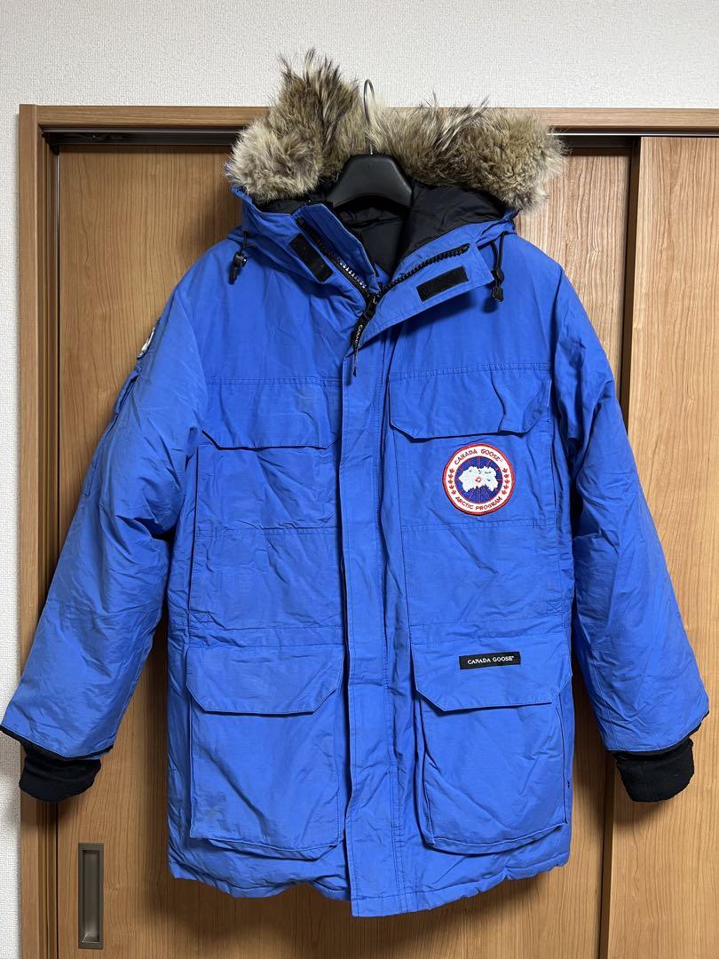 Canada Goose ダウンジャケット 青