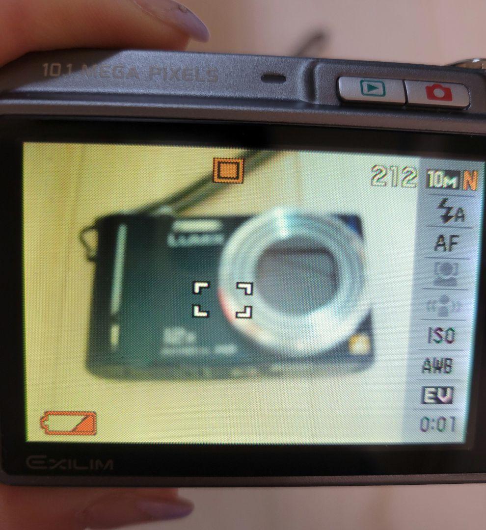 CASIO EXILIM 10.1メガピクセル コンパクトデジタルカメラ