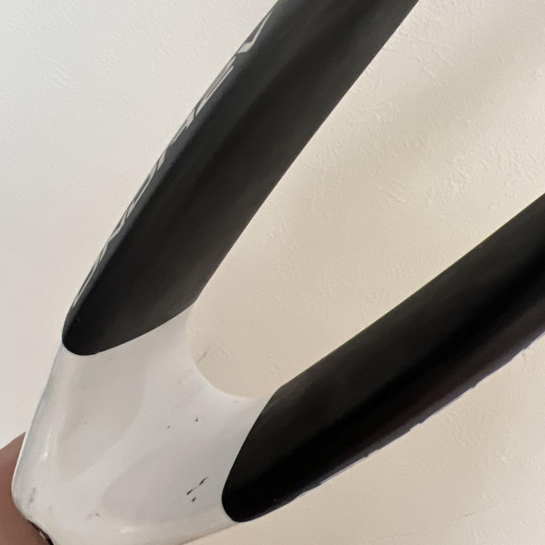 満点の PINARELLO フォーク カーボン パーツ