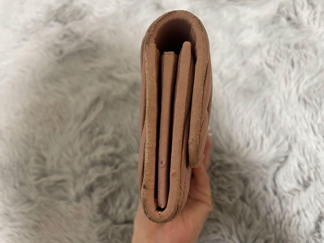 miumiu 長財布