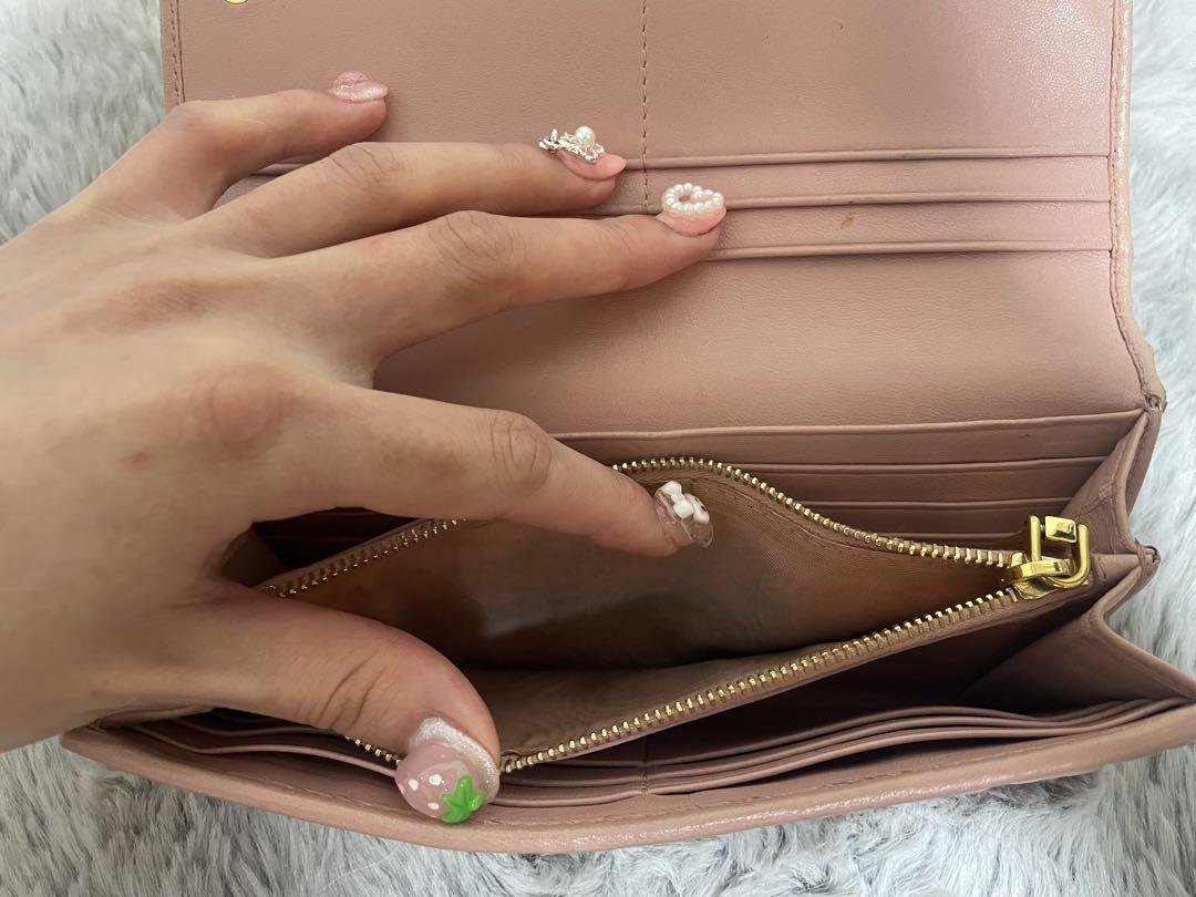 miumiu 長財布