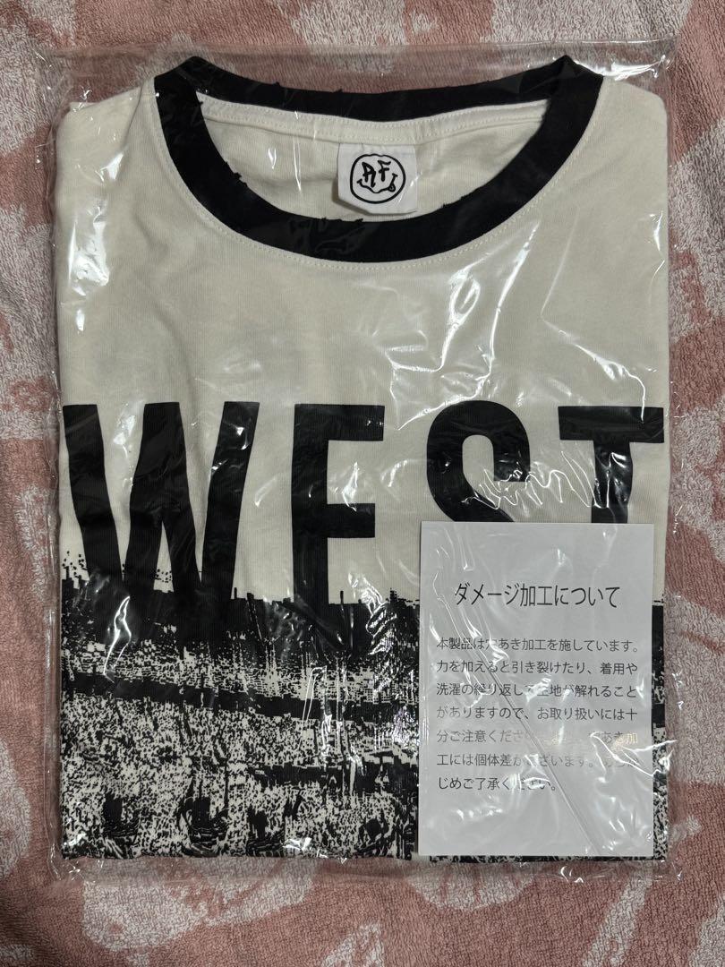 WEST. 藤井流星プロデュース てぃ〜しゃつ!!!!!!!