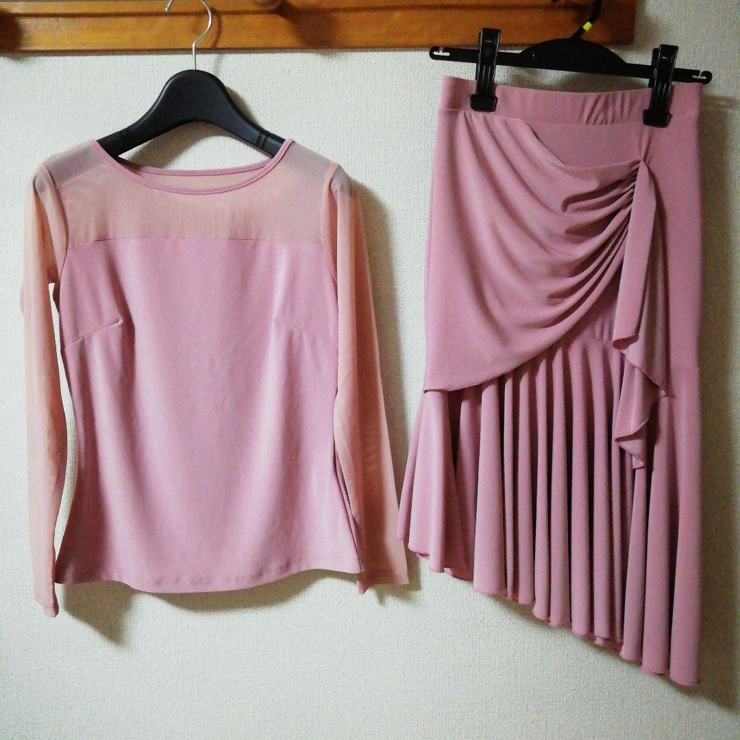 ジャンテイ ピンク色セットアップ ラテンドレス トップス&スカート未使用品 ジャンテイ ピンク色セットアップ ラテンドレス トップス&スカート未使用品